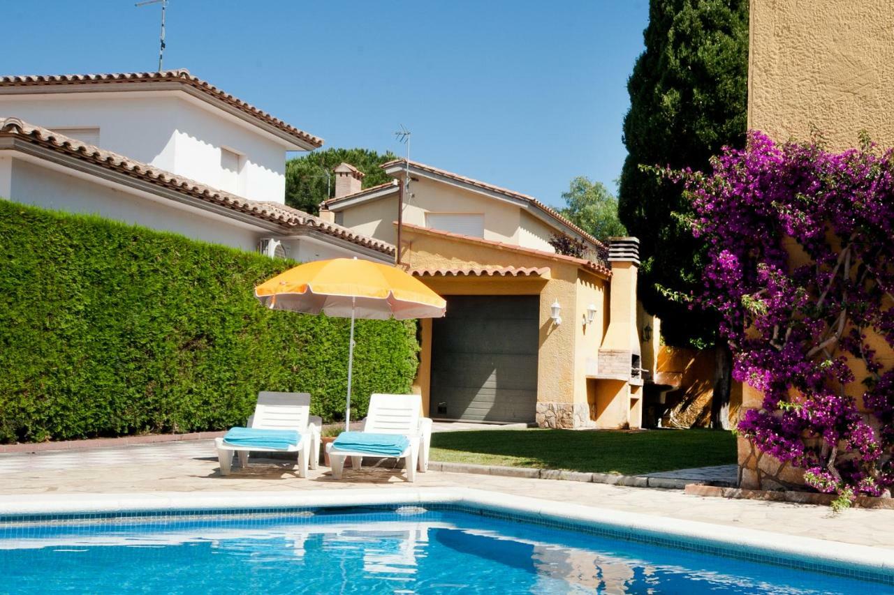La Marinada Villa L' Escala Luaran gambar